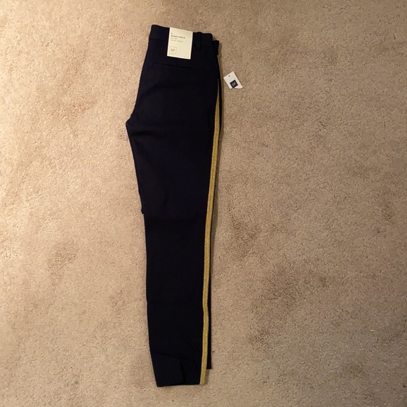 Stretch navy tuxedo pants with shined gold stripe - Picture 4 of 5